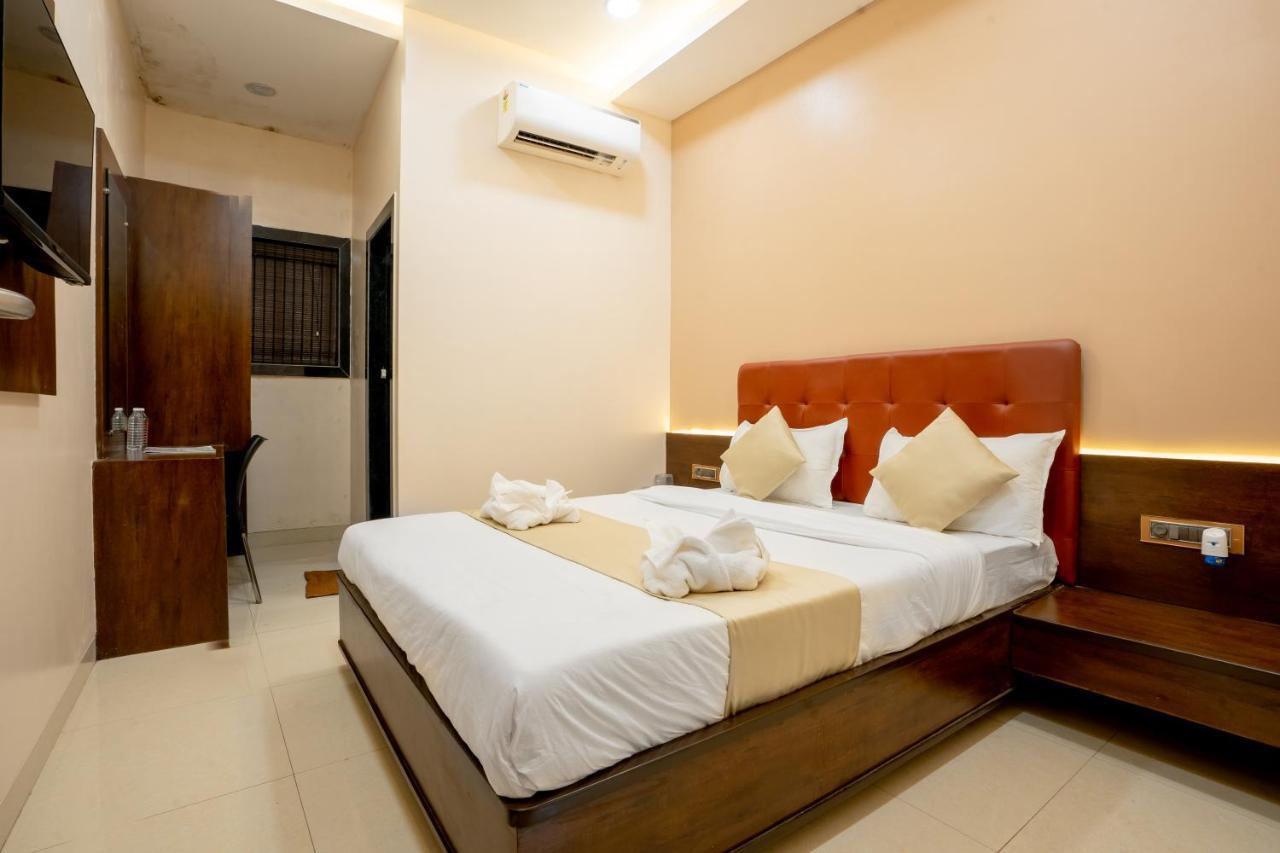 Hotel Empire - Near Mumbai International Airport Exterior foto