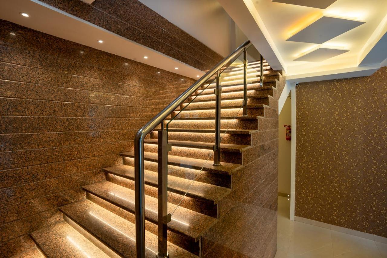 Hotel Empire - Near Mumbai International Airport Exterior foto